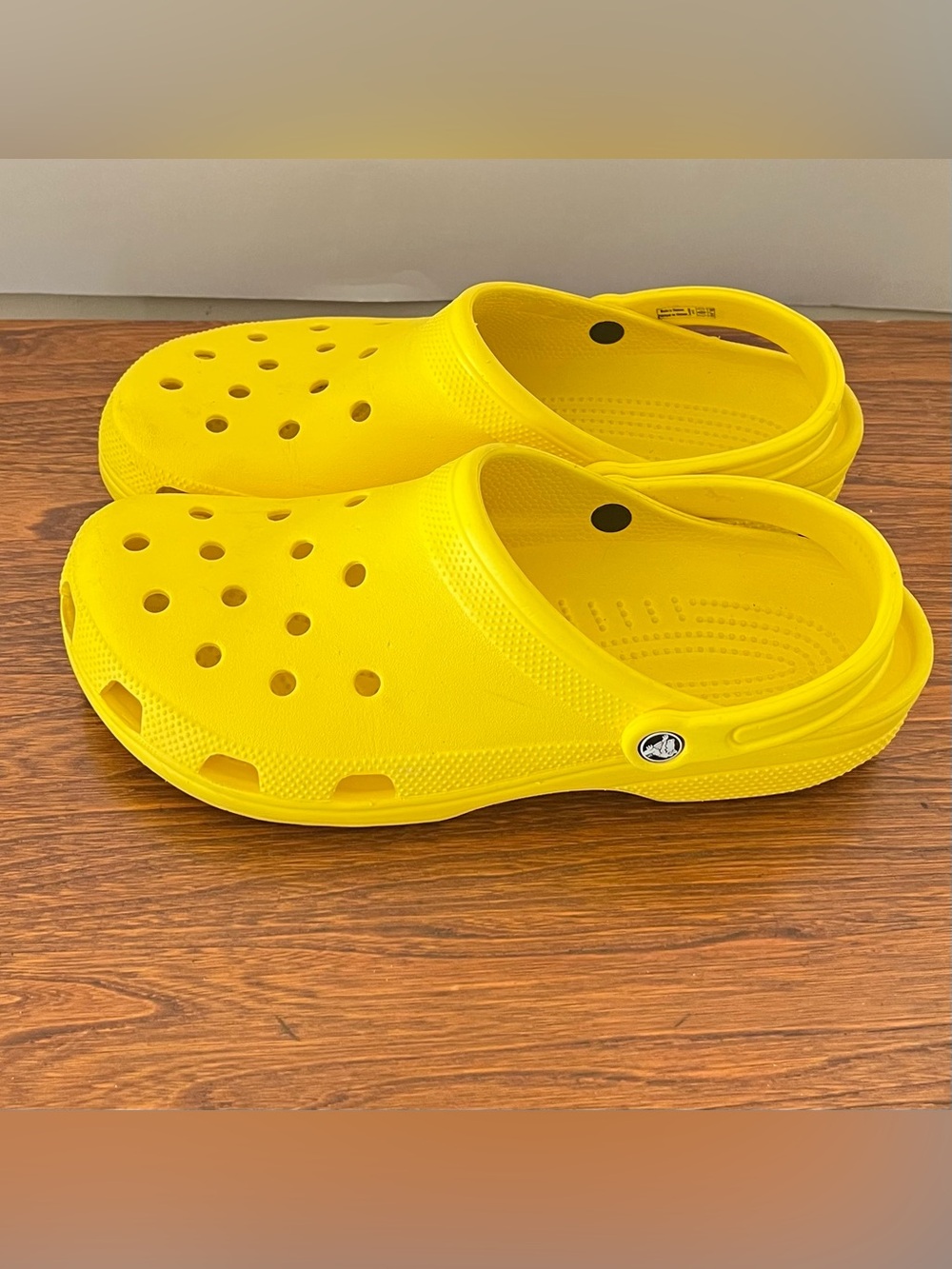 CROCS Classic Clog in Bright Yellow for Men